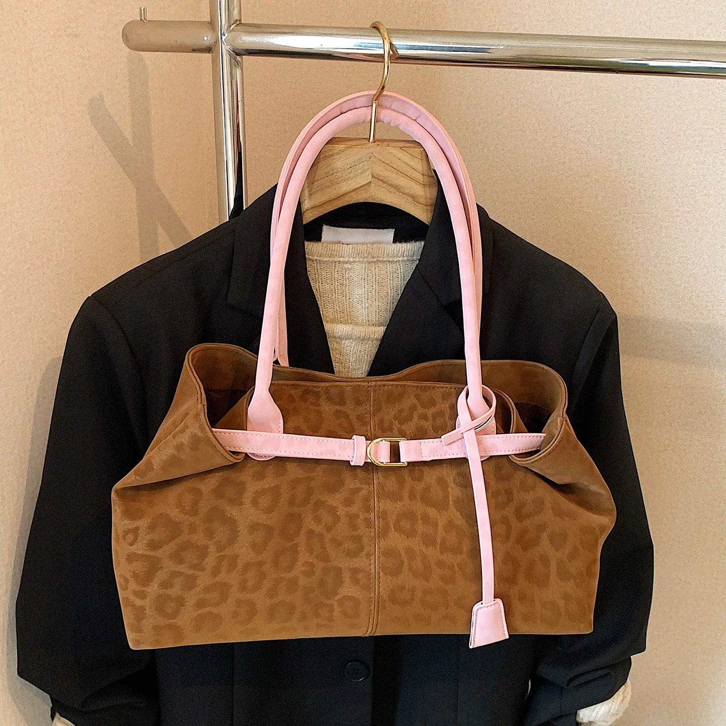 Large Capacity Leopard Print Women'S Tote Bag Commuter Casual Single Shoulder Bag Korean Style PU Material Magnetic Buckle Op...